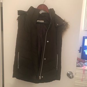 Dark green vest with fur hood